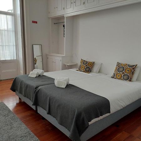Cc Guest House - "Ao Mercado" 蓬塔德尔加达 外观 照片