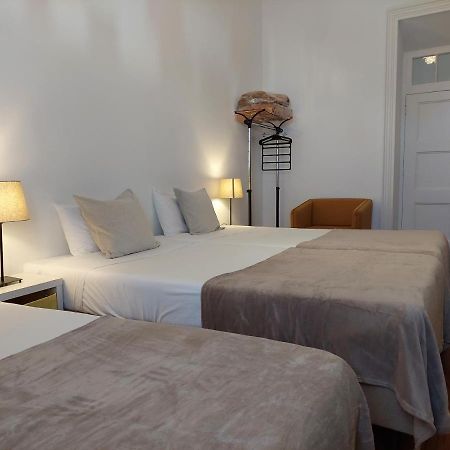 Cc Guest House - "Ao Mercado" 蓬塔德尔加达 外观 照片