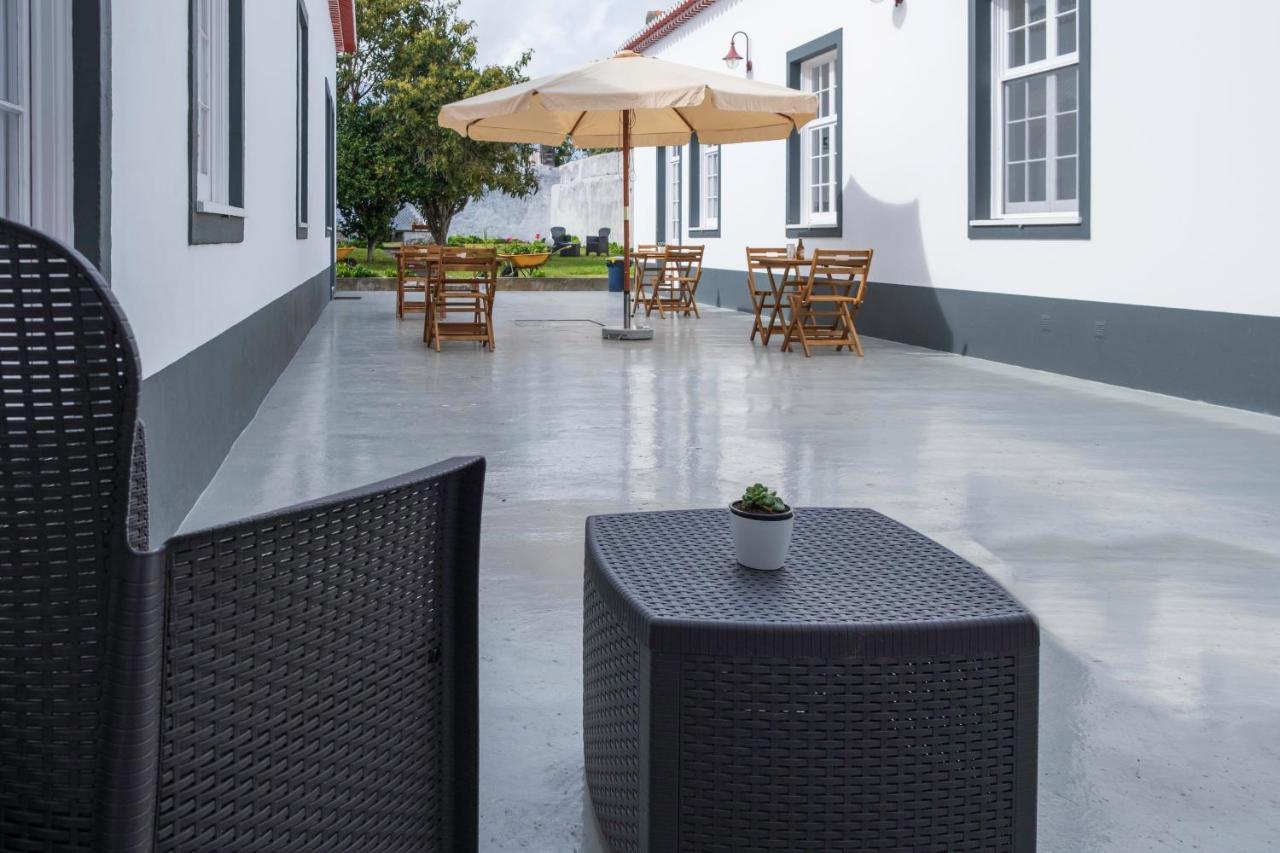 Cc Guest House - "Ao Mercado" 蓬塔德尔加达 外观 照片