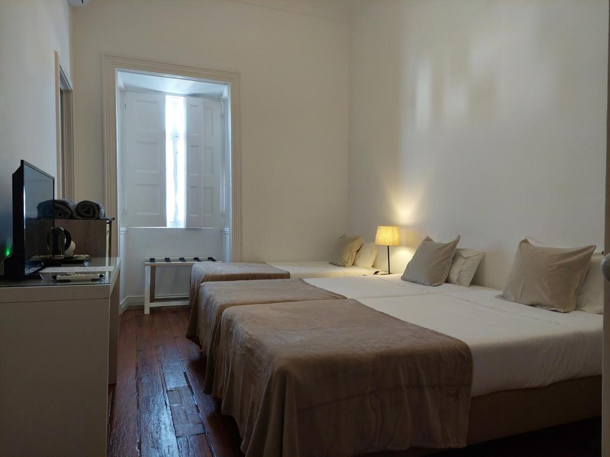Cc Guest House - "Ao Mercado" 蓬塔德尔加达 外观 照片